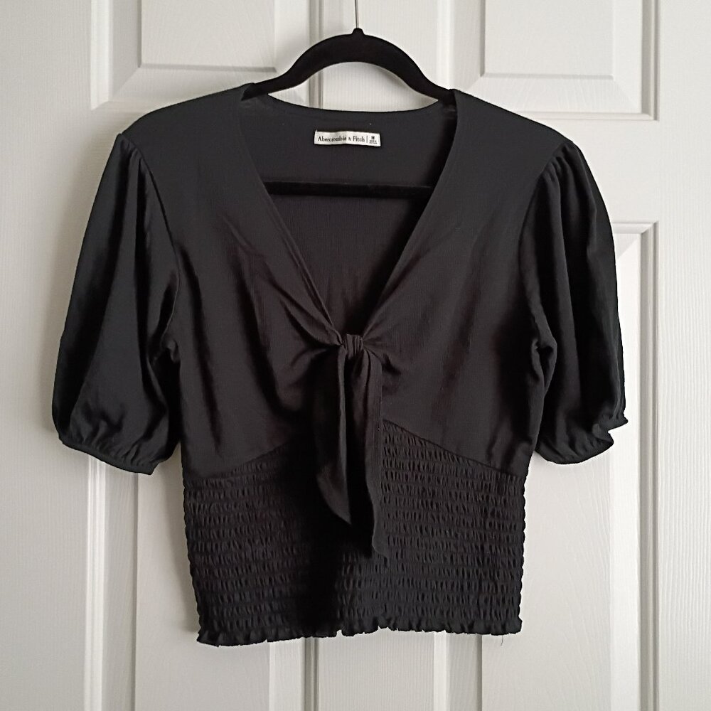 ABERCROMBIE Tie Front Crop Top Black Size Medium